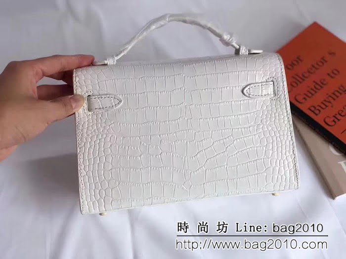 愛馬仕Hermès mini Kelly鱷魚紋時尚百搭包 可單肩手拿 0AM1647